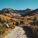 Zona di montagna con sentiero