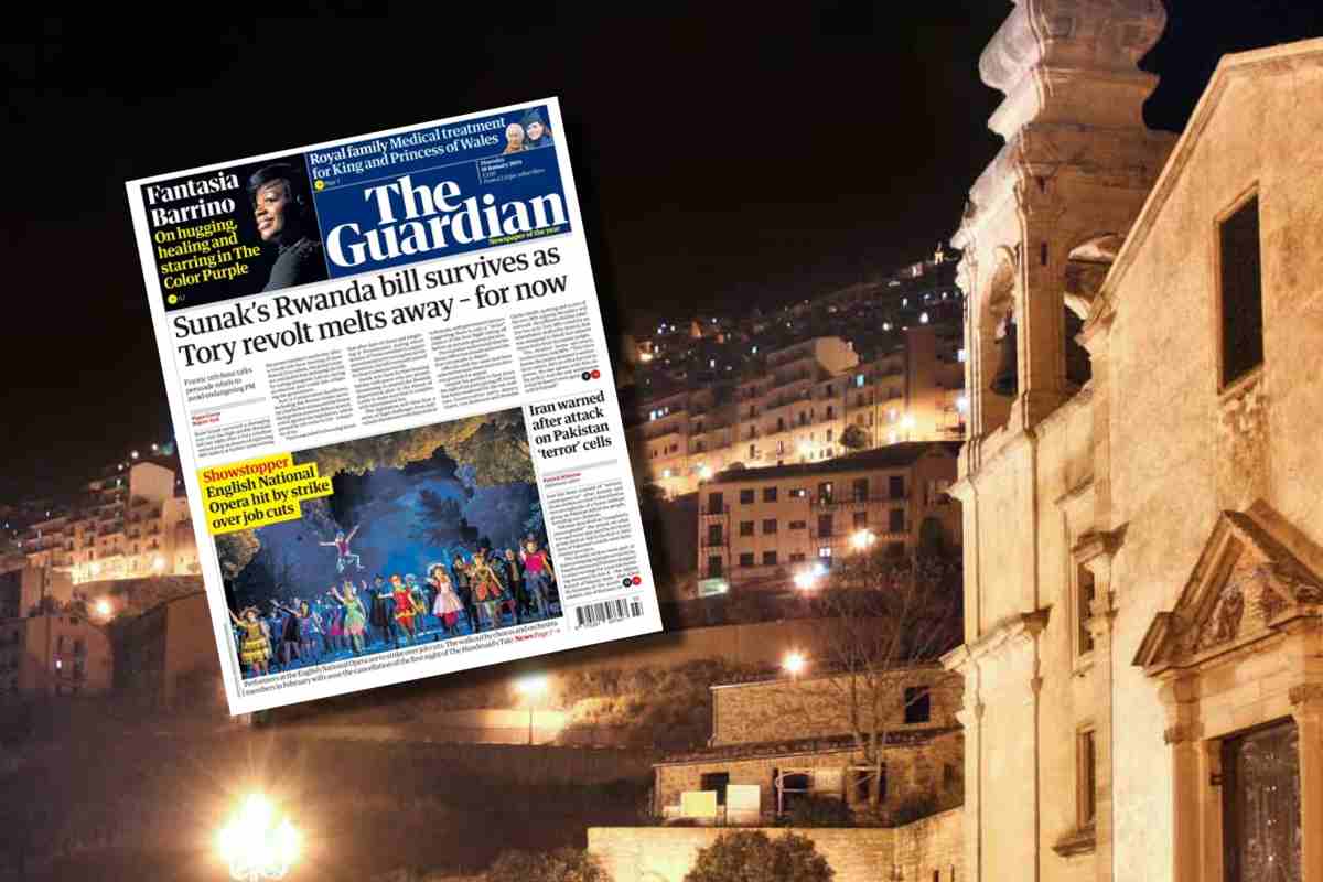 Uno scorcio di Gangi e, in evidenza, una pagina del The Guardian