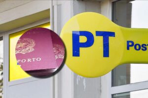 Il logo di Poste Italiane e, in evidenza, un particolare della copertina di un passaporto